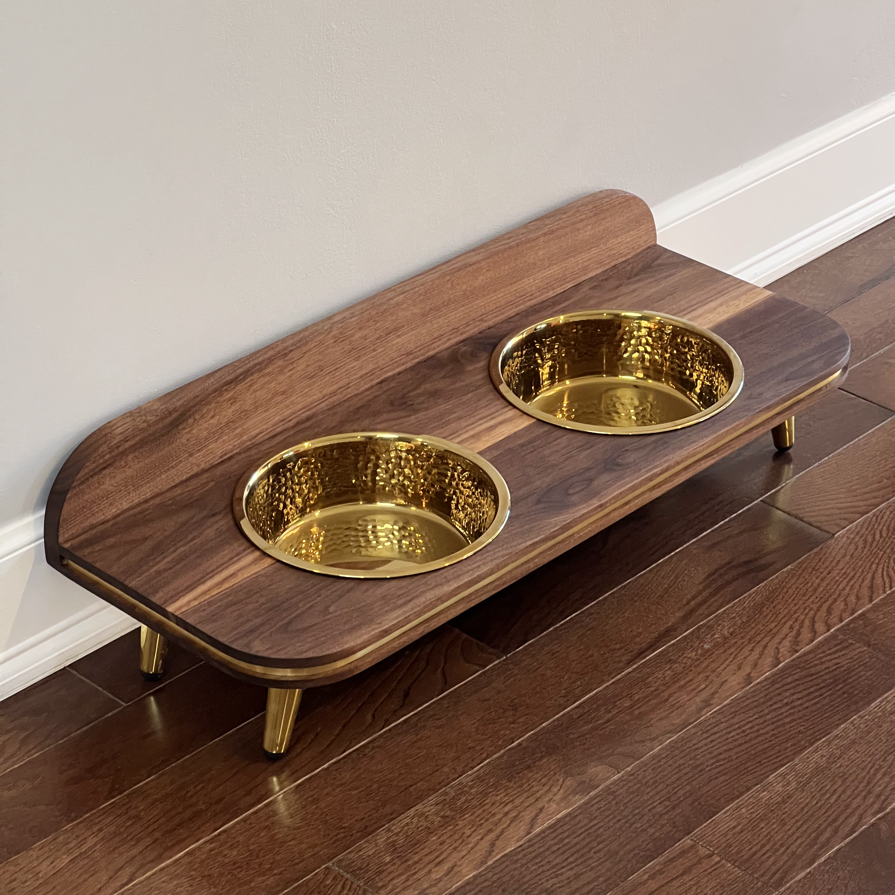 Gatsby bowl stand